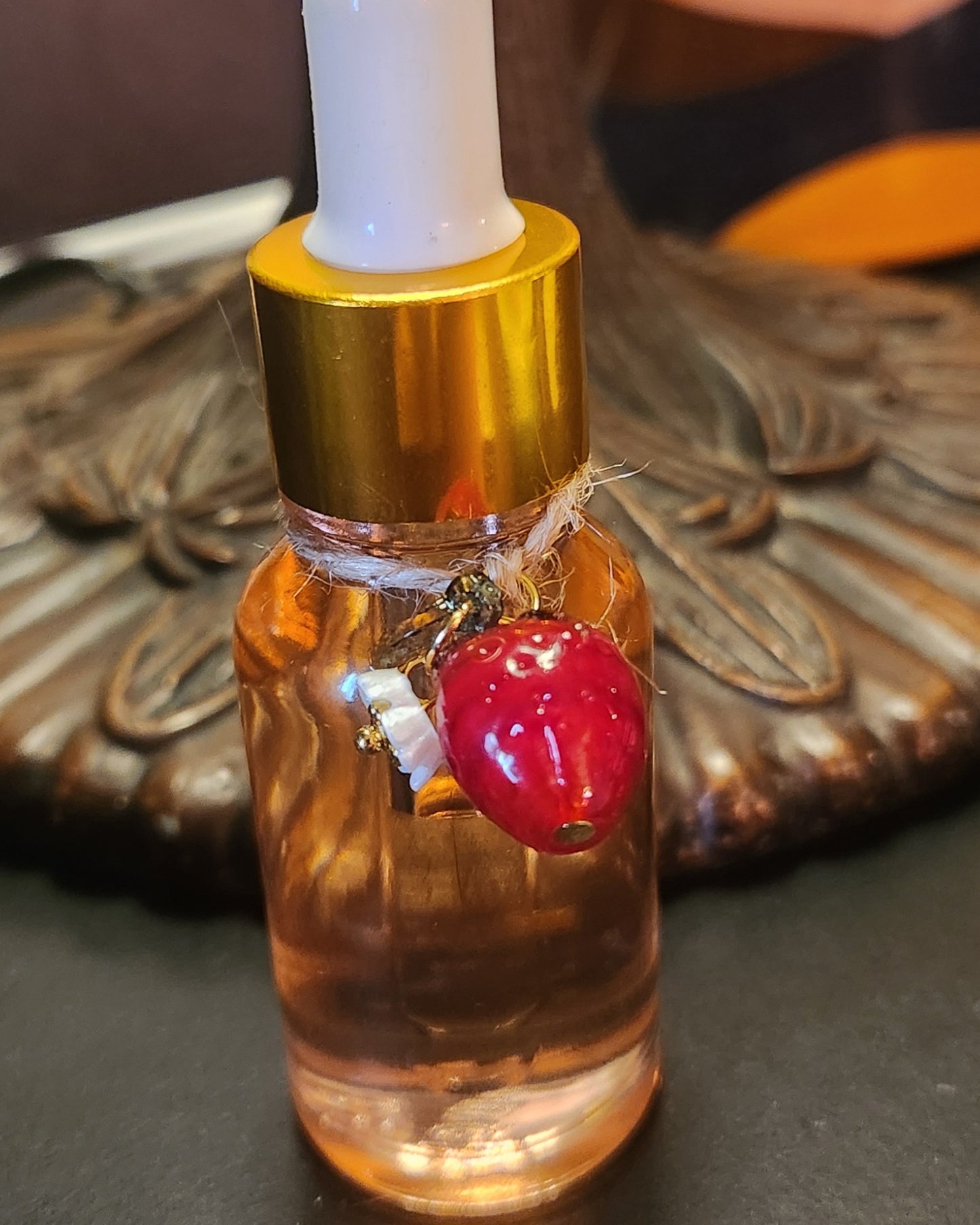 Aphrodite oil
