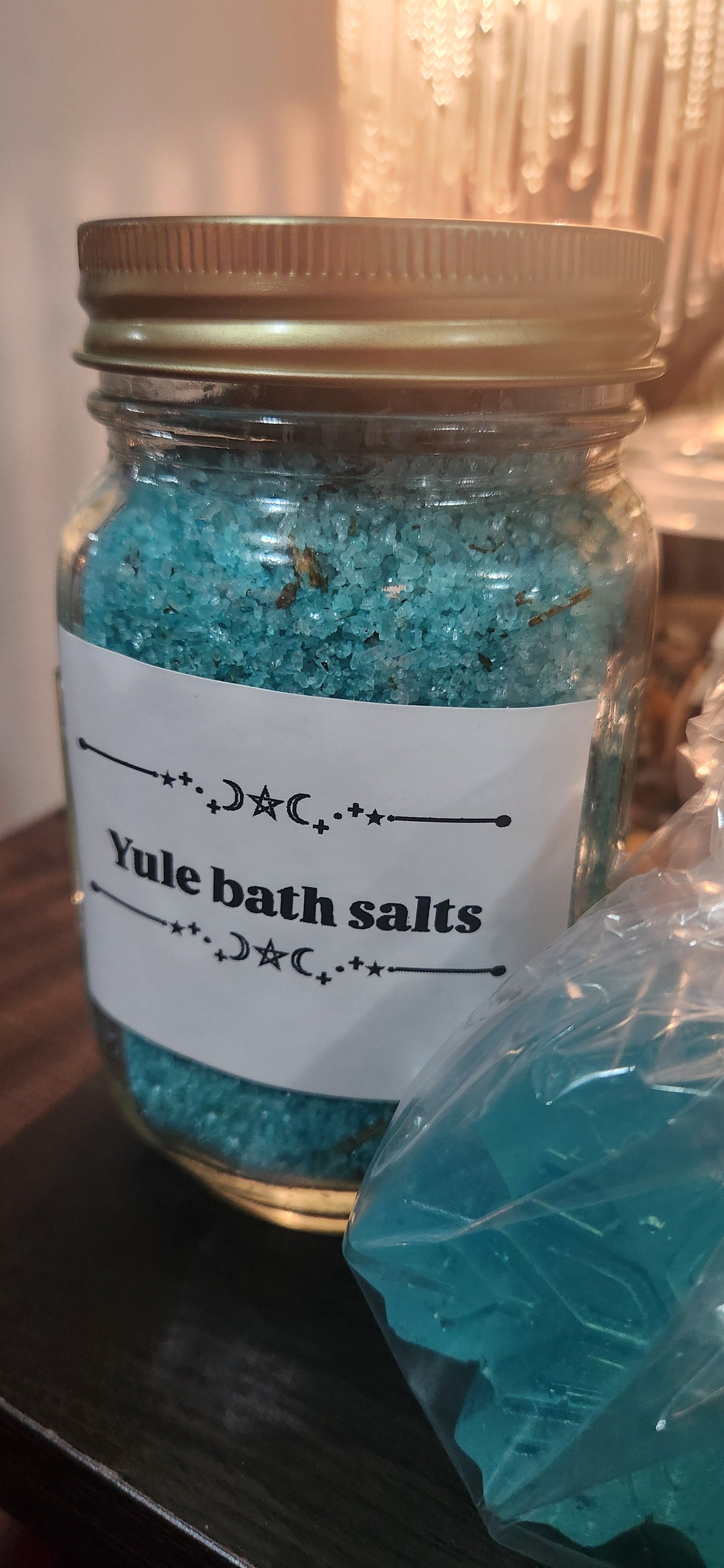 Yule bath salts