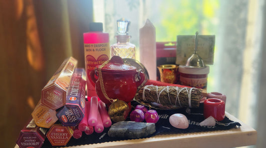 Obsession love witch mini altar set