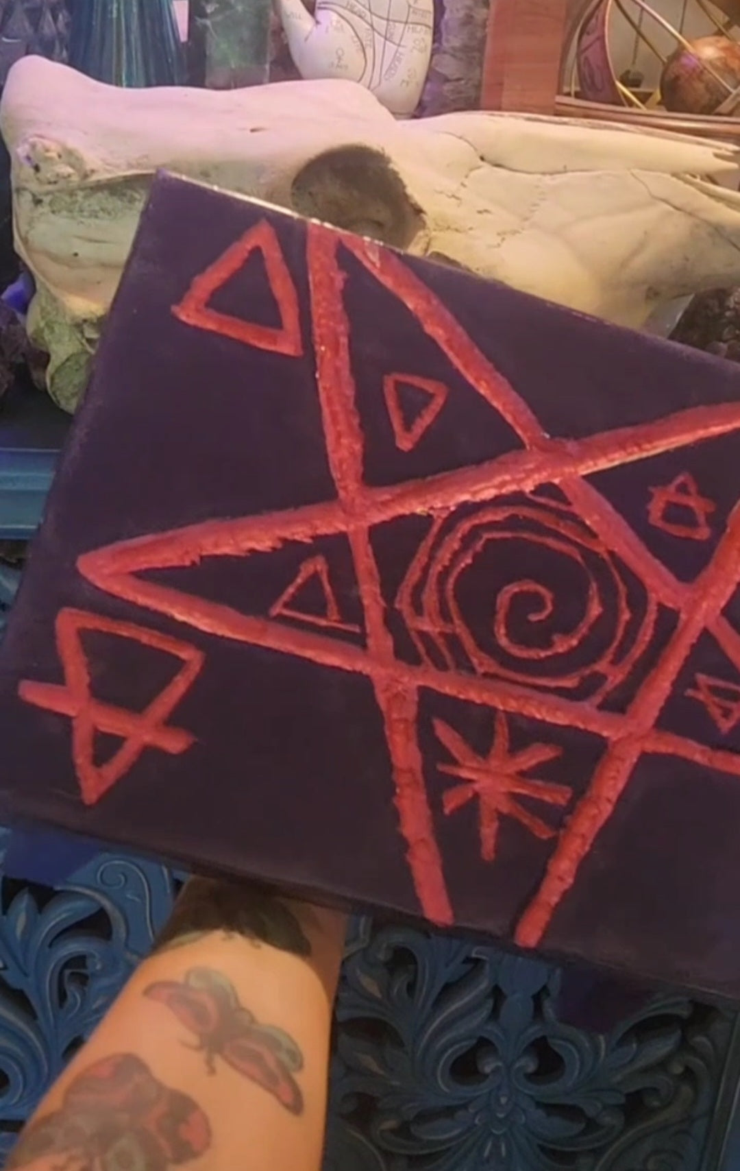 Manifestation altar witch table✨️🌙